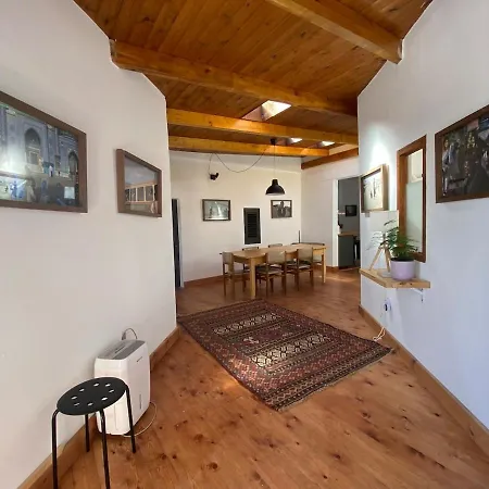 Casa Isabel 2 *